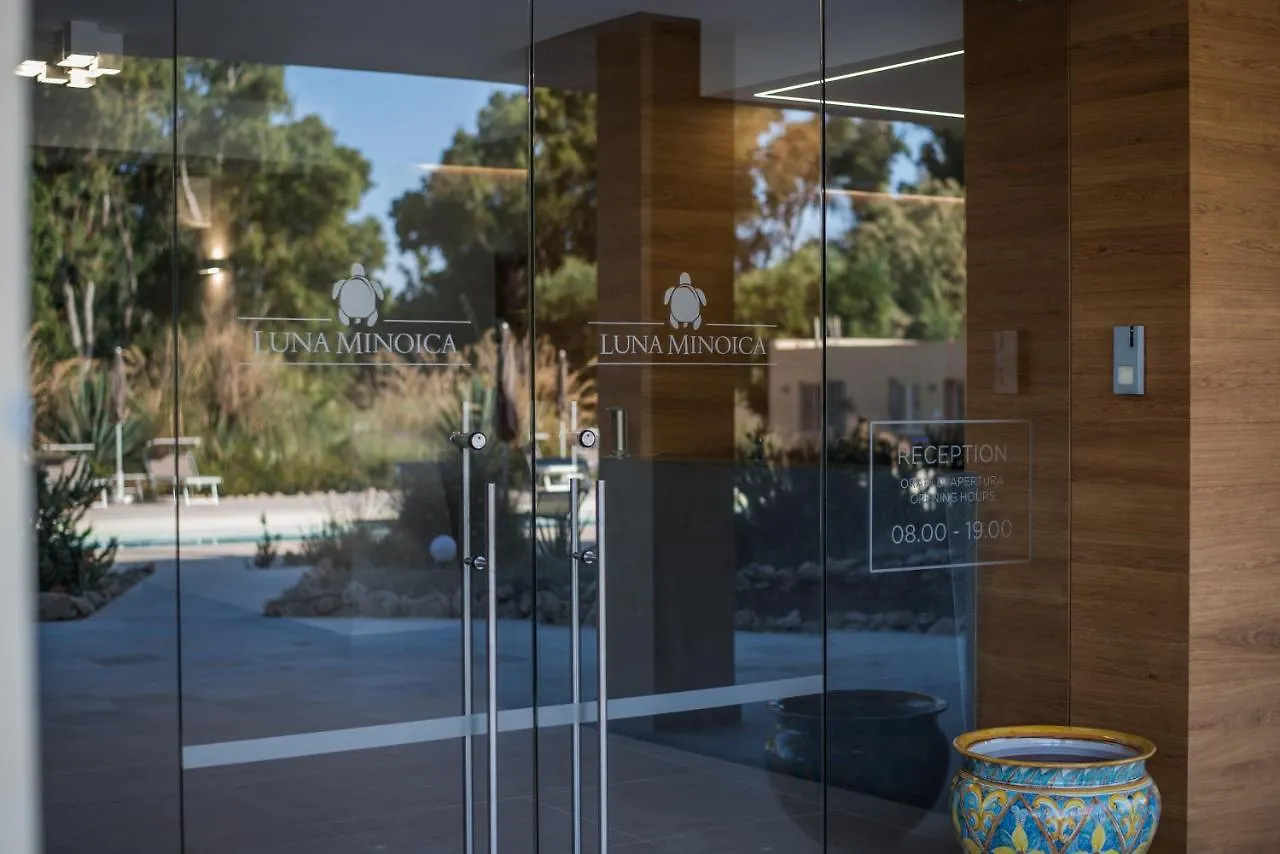 Luna Minoica Suites And Apartments مونتاليغرو 3*,