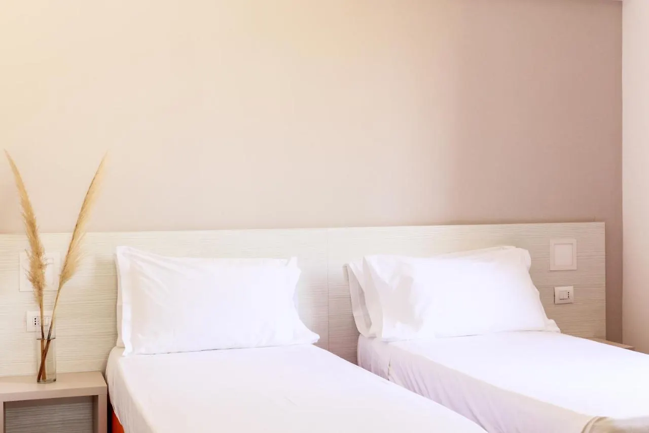 Luna Minoica Suites And Apartments Montallegro 3*,  Italien