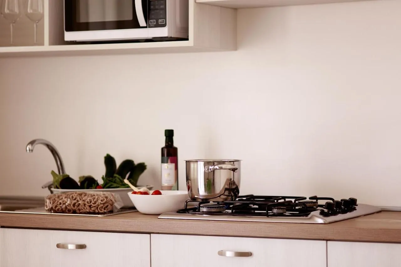 Luna Minoica Suites And Apartments مونتاليغرو 3*,  إيطاليا