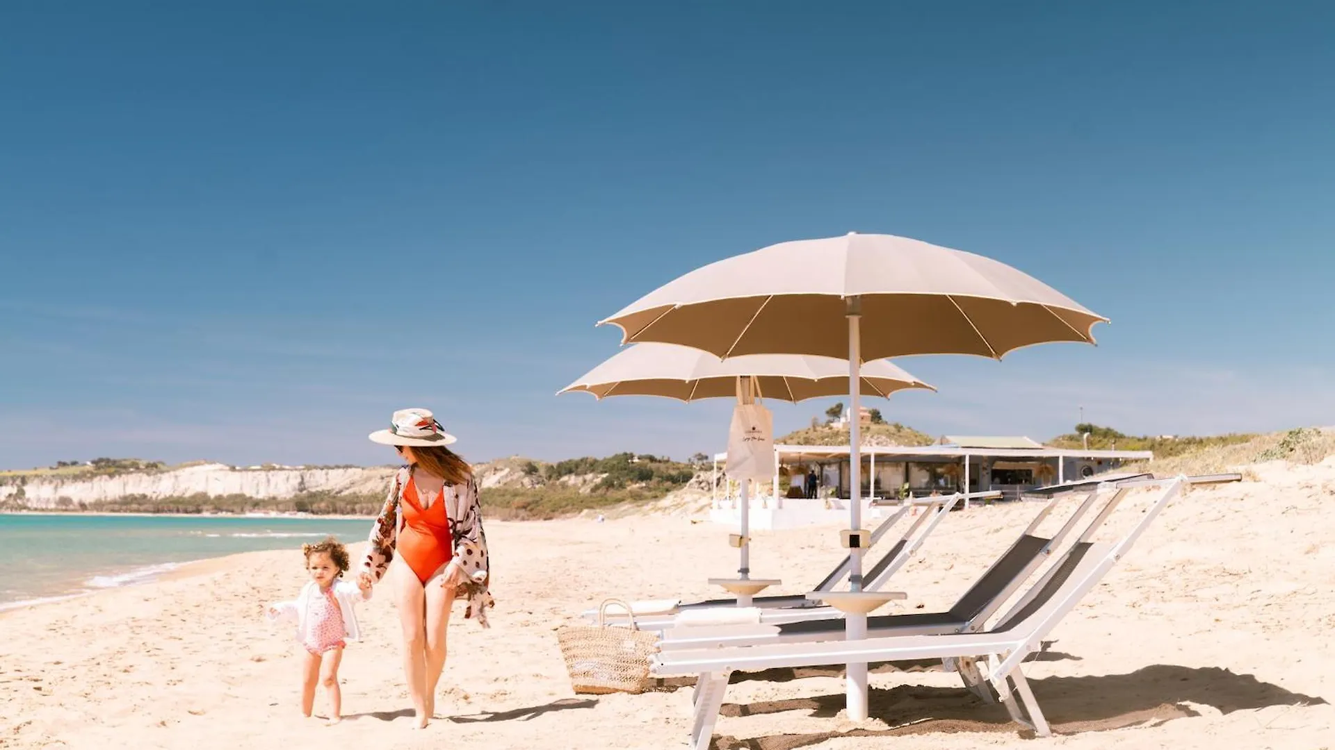 منتجع Luna Minoica Suites And Apartments مونتاليغرو