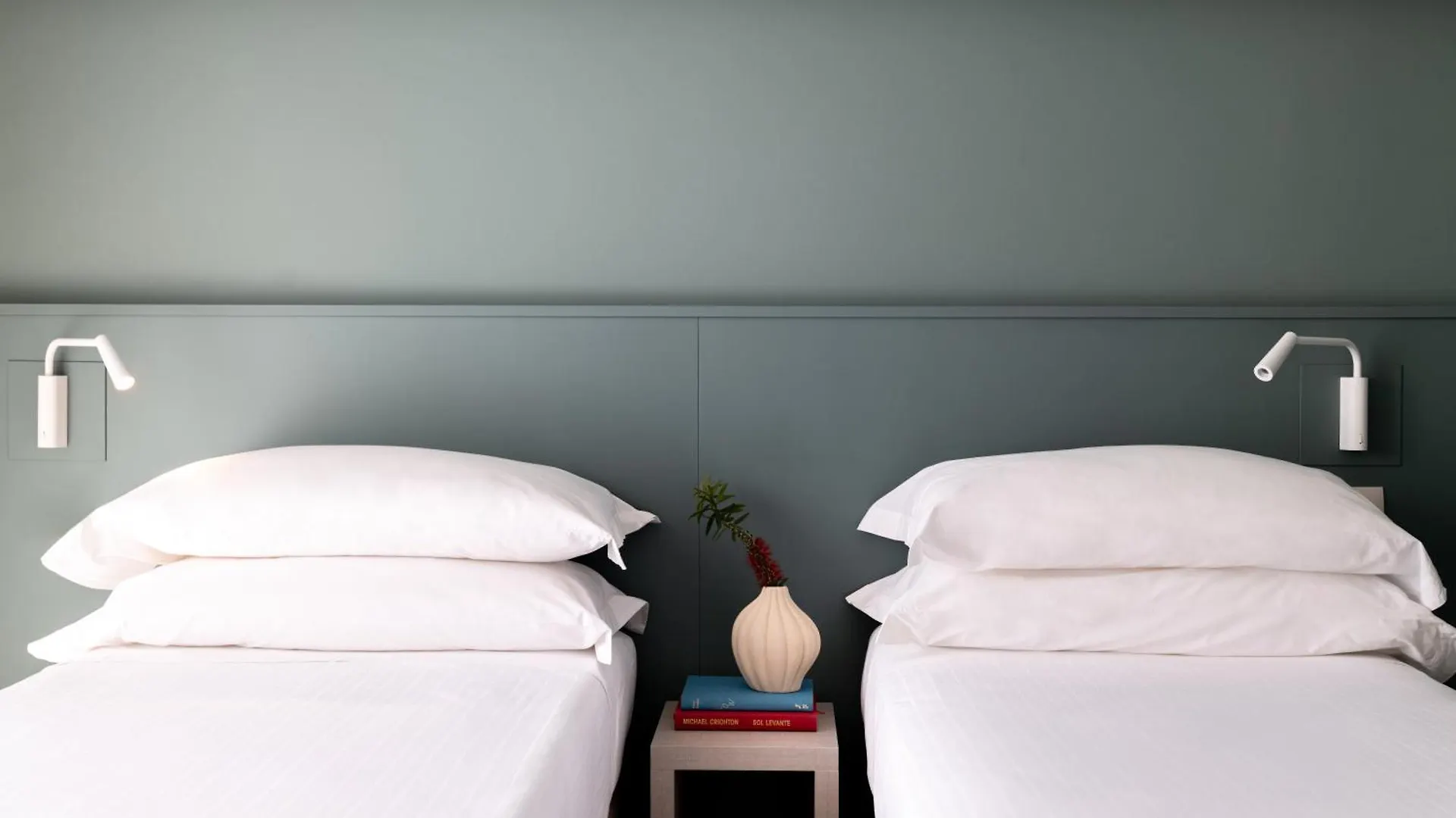Luna Minoica Suites And Apartments مونتاليغرو 3*,
