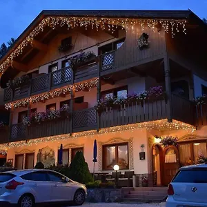 https://garni-ladinia.hotelinveneto.com