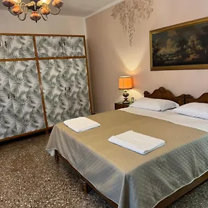 https://house-lions.hotelinveneto.com