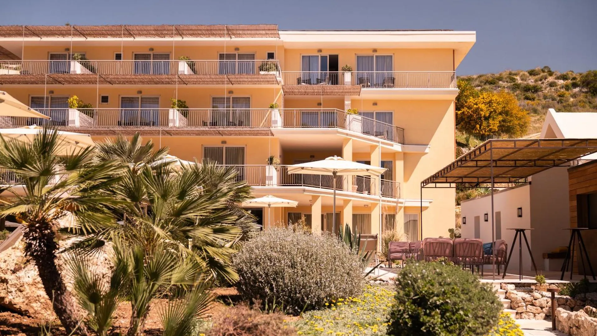 Luna Minoica Suites And Apartments Montallegro Resort