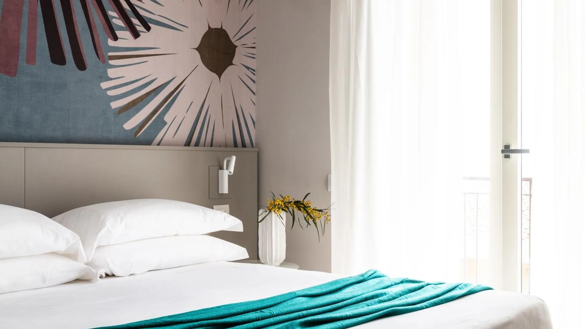 Luna Minoica Suites And Apartments Montallegro